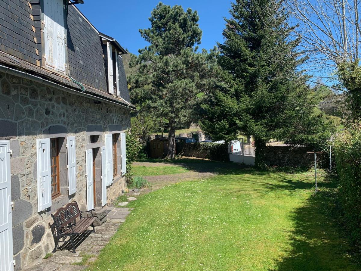 Jardin/parking Prive 4 Personnes *